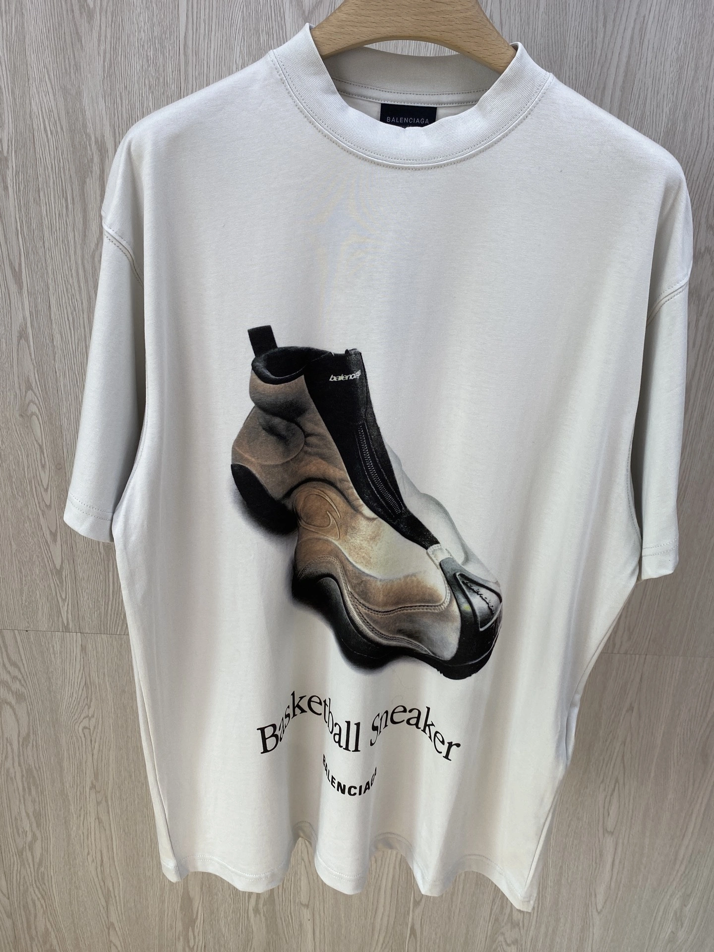 wg.luxury- 218593i16 oversized item:E-F409D0535